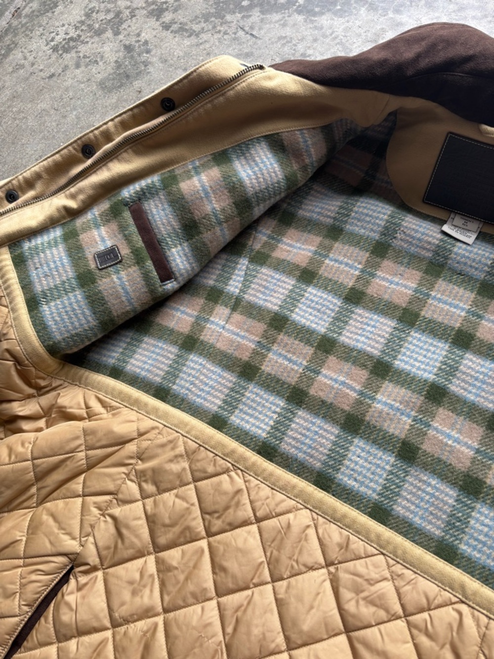 L.L. Bean barn coat NWT medium - Picture 6 of 12